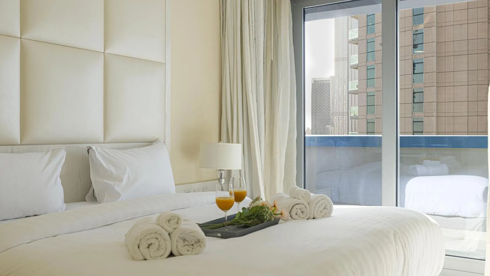 Apartment Elegant 3 Bedroom Apartment! 2 Minute Walk To Dubai Mall! Burj Khalifa And Fountain View!
